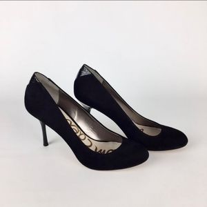Sam Edelman Camdyn black suede pumps with snake trim